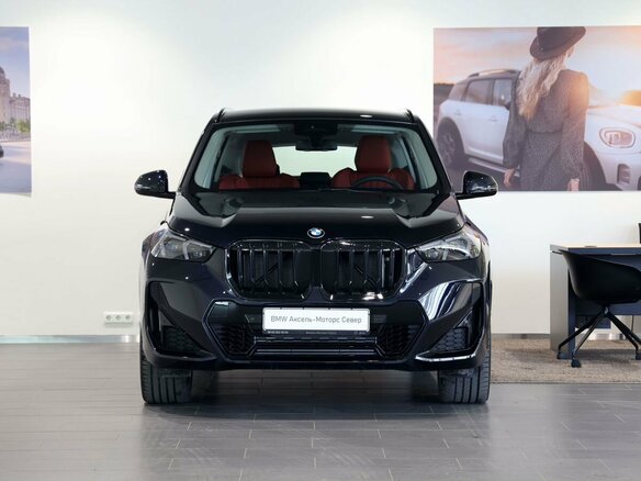 2026 BMW X1 Long 25Li xDrive III (U11/U12), чёрный, 5730000 рублей - вид 1
