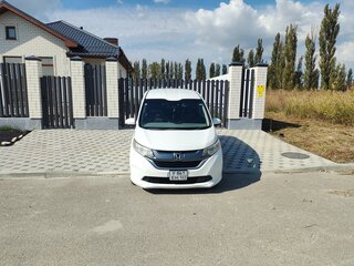 2017 Honda Freed+ II, белый, 1380000 рублей, вид 2
