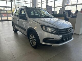 2026 Lada (ВАЗ) Granta Cross I Рестайлинг, серебристый, 1225000 рублей, вид 3