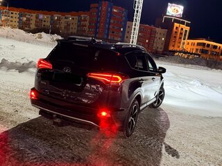 2017 Toyota RAV4 IV (XA40) Рестайлинг, синий, 2850000 рублей, вид 3