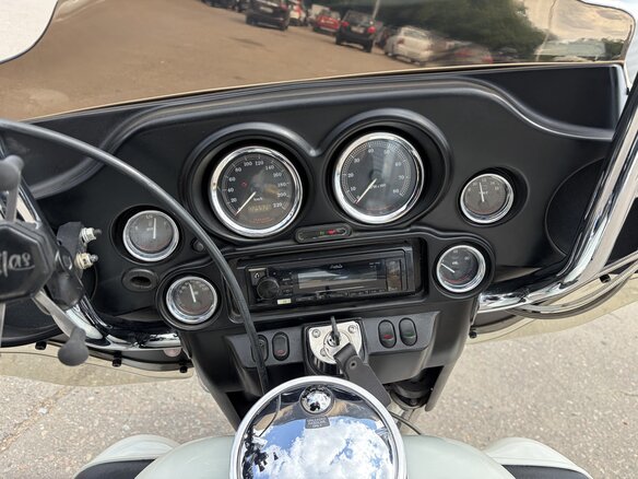 2002 Harley-Davidson Electra Glide, белый, 680000 рублей - вид 12