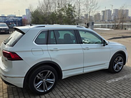 2019 Volkswagen Tiguan II, белый, 3159000 рублей, вид 5