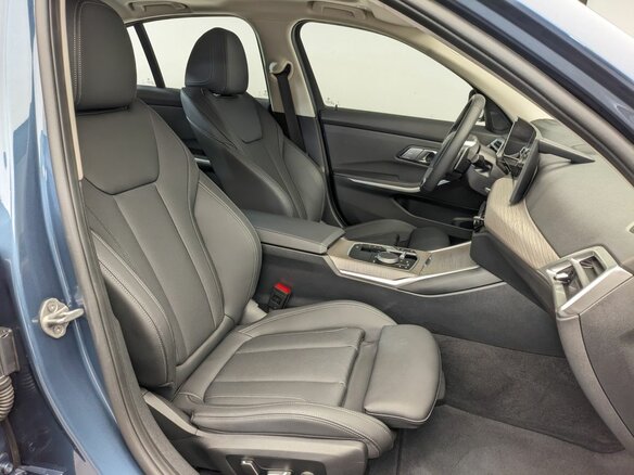 2025 BMW 3 серии 320i VII (G2x) Рестайлинг 2, синий, 5780000 рублей - вид 10