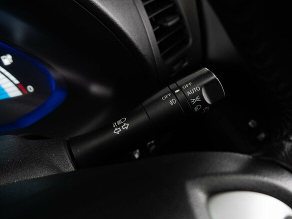 2016 Nissan Leaf (EM57) I (ZE0/AZE0), чёрный, 1270000 рублей - вид 13