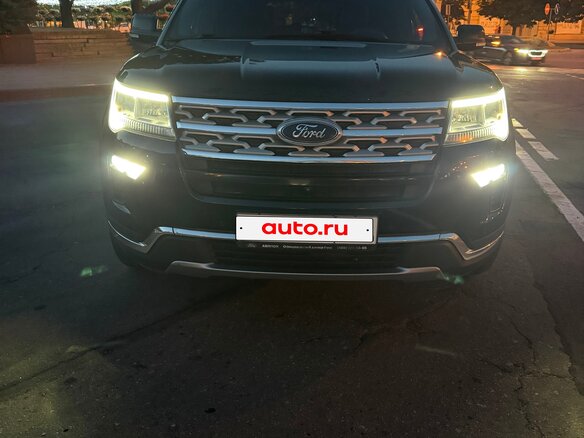 2018 Ford Explorer V Рестайлинг 2, чёрный, 2000000 рублей - вид 2