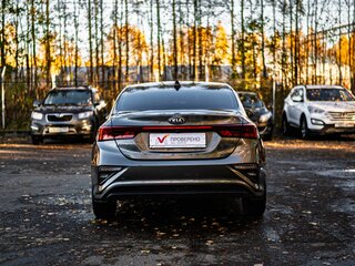 2019 Kia Cerato IV, чёрный, 1350000 рублей, вид 4