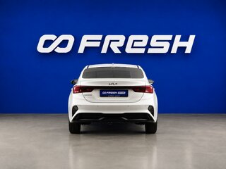 2022 Kia Cerato IV Рестайлинг, белый, 2245444 рублей, вид 4