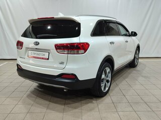 2017 Kia Sorento III Prime, белый, 2650000 рублей, вид 5