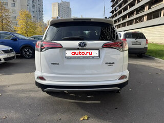 2018 Toyota RAV4 IV (XA40) Рестайлинг, белый, 2550000 рублей, вид 4