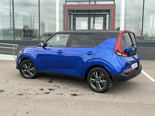 2020 Kia Soul III, синий, 1375000 рублей, вид 4