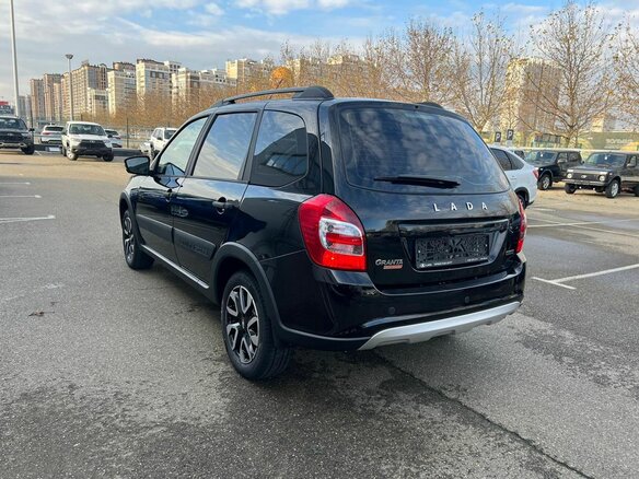 2026 Lada (ВАЗ) Granta Cross I Рестайлинг, чёрный, 1371000 рублей - вид 5