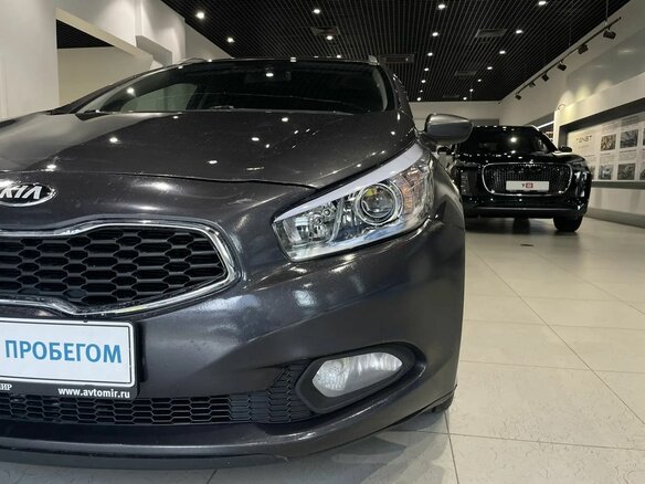 2014 Kia Ceed II, серый, 570000 рублей - вид 8