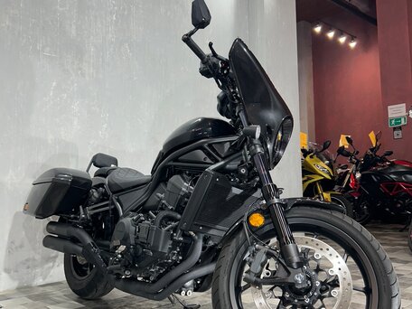 2023 Honda CMX 1100 Rebel, чёрный, 1095000 рублей, вид 4