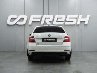 2018 Skoda Octavia III (A7) Рестайлинг, белый, 1400000 рублей, вид 4