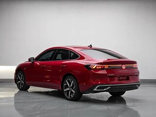 2023 Volkswagen Lamando L II, красный, 2400000 рублей, вид 4