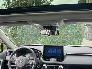 2022 Toyota RAV4 V (XA50), белый, 3650000 рублей, вид 5