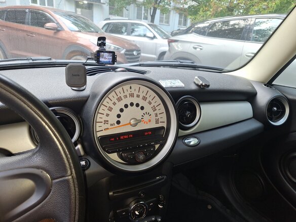 2012 Mini Hatch One II (R56) Рестайлинг, бежевый, 800000 рублей - вид 9