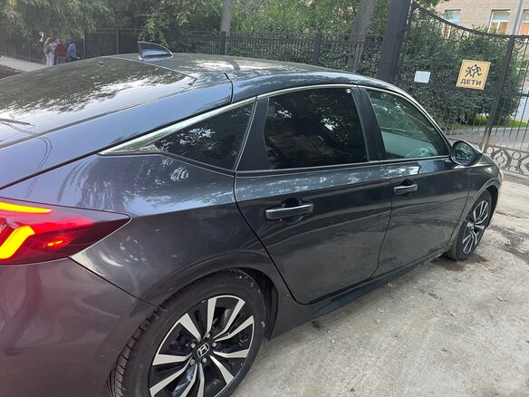 2022 Honda Civic XI, серый - вид 1