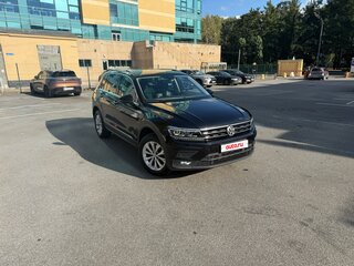2018 Volkswagen Tiguan II, чёрный, 2300000 рублей, вид 3
