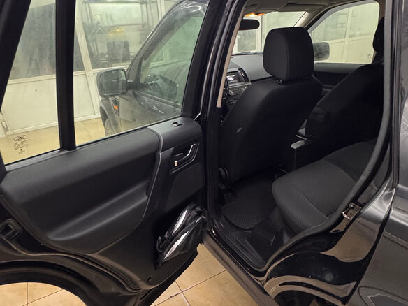 2014 Land Rover Freelander II Рестайлинг 2, чёрный, 1470000 рублей - вид 13