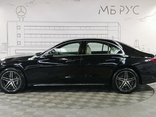 2025 Mercedes-Benz E-Класс 300 VI (W214, S214), чёрный, 10950000 рублей, вид 3