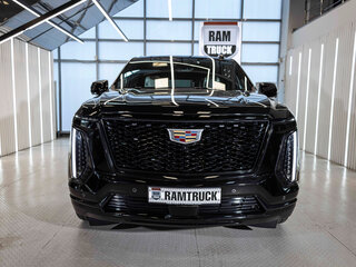 2024 Cadillac Escalade V Рестайлинг, чёрный, 16499999 рублей, вид 5