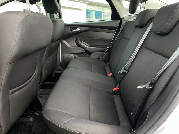 2018 Ford Focus III Рестайлинг, белый, 1210000 рублей - вид 9