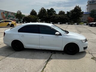 2019 Skoda Rapid I Рестайлинг, белый, 650000 рублей, вид 4