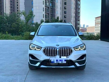 2022 BMW X1 Long 20Li sDrive II (F48) Рестайлинг, белый, 2500000 рублей, вид 2