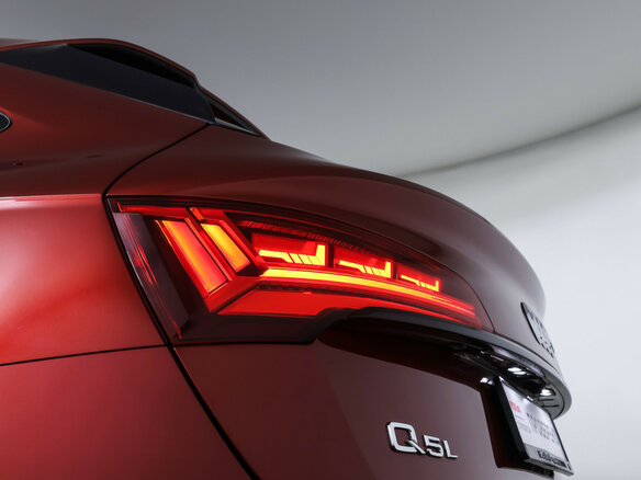 2020 Audi Q5 Sportback L 45 TFSI I (FY), красный - вид 20
