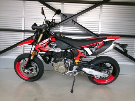 2024 Ducati Hypermotard, чёрный, 1277000 рублей, вид 1
