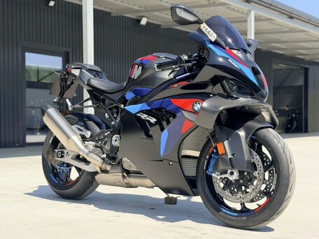 2025 BMW M 1000 RR, чёрный, 3999999 рублей, вид 1