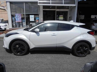 2023 Toyota C-HR I Рестайлинг, белый, 1361000 рублей, вид 5