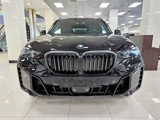 2026 BMW X5 40d IV (G05/G18) Рестайлинг, чёрный, 15750000 рублей, вид 2