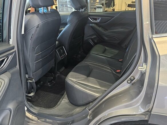 2021 Subaru Forester V, серый - вид 15