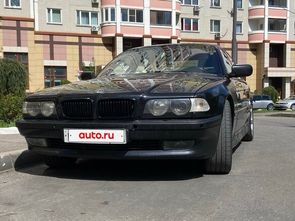 1998 BMW 7 серии 735i III (E38) Рестайлинг, чёрный - вид 3