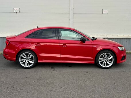 2018 Audi A3 III (8V) Рестайлинг, красный, 2050000 рублей, вид 5
