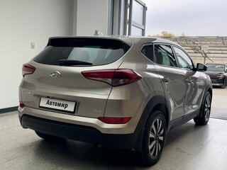 2017 Hyundai Tucson III, бежевый, 2095000 рублей, вид 4