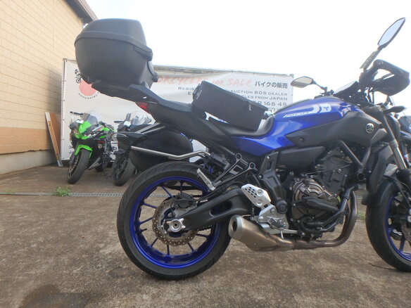 2017 Yamaha MT-07 (FZ-07), синий, 720000 рублей - вид 15