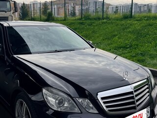 2010 Mercedes-Benz E-Класс 250 5G-Tronic IV (W212, S212, C207), чёрный, 1499000 рублей, вид 3
