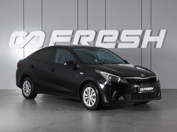 2021 Kia Rio IV Рестайлинг, чёрный, 1679000 рублей