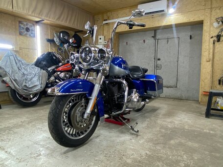 2010 Harley-Davidson Road King, синий, 1030000 рублей, вид 2