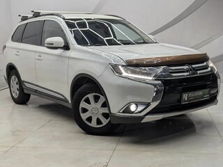 2016 Mitsubishi Outlander III Рестайлинг 2, белый, 1569000 рублей, вид 3