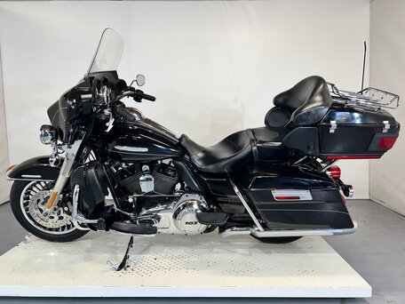 2012 Harley-Davidson Electra Glide, чёрный, 749000 рублей, вид 2