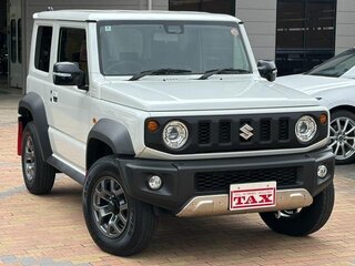 2024 Suzuki Jimny Sierra IV, серебристый, 1500217 рублей, вид 3