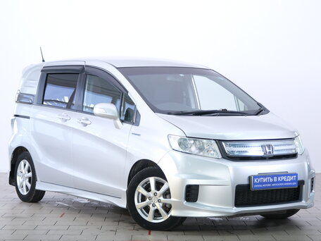Honda Freed I Рестайлинг
