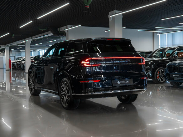 2026 Changan Qiyuan Q07 31.7 kWh, чёрный, 3750000 рублей - вид 3