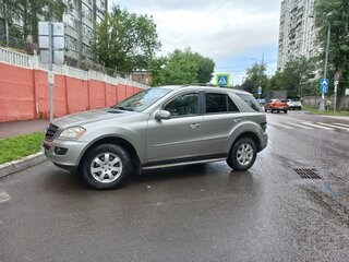 2005 Mercedes-Benz M-Класс 350 II (W164), серый, 900000 рублей, вид 4