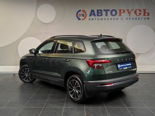 2020 Skoda Karoq I, зелёный, 1999000 рублей, вид 2