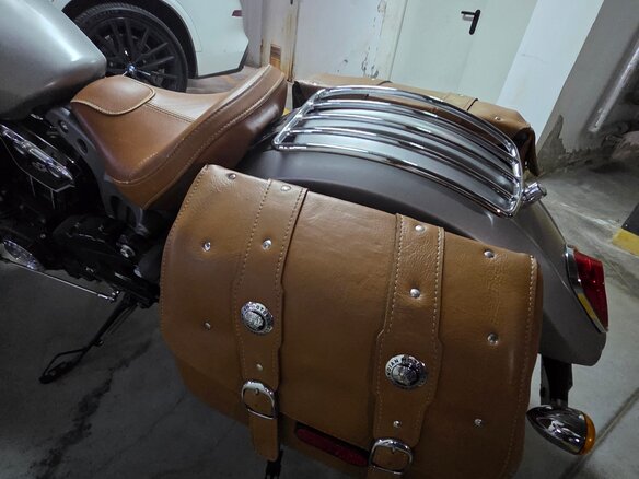 2015 Indian Scout, серый, 2000000 рублей - вид 5